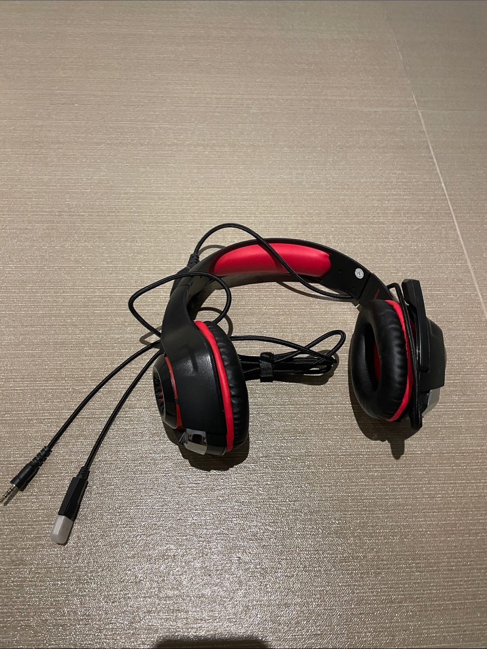 Gaming Headset with Microphone - Black & Red